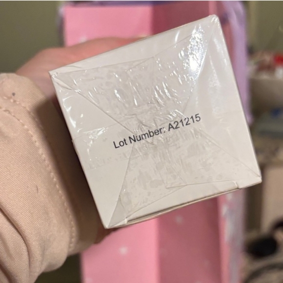 D'OR 24K Prestige Exfoliating Pearl Milk Cleanser - White - Picture 6 of 9